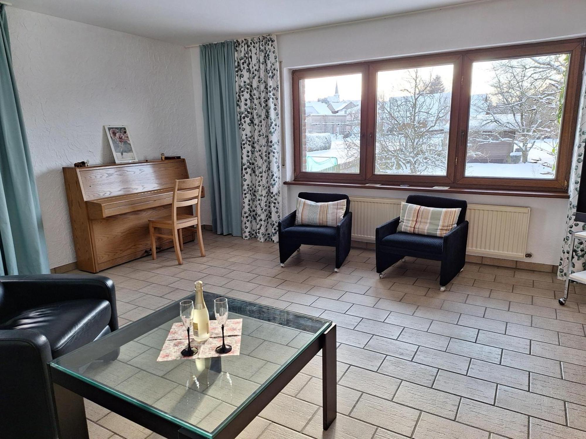 Ferienwohnungen Burgstrasse 8 Бланкенхайм Экстерьер фото